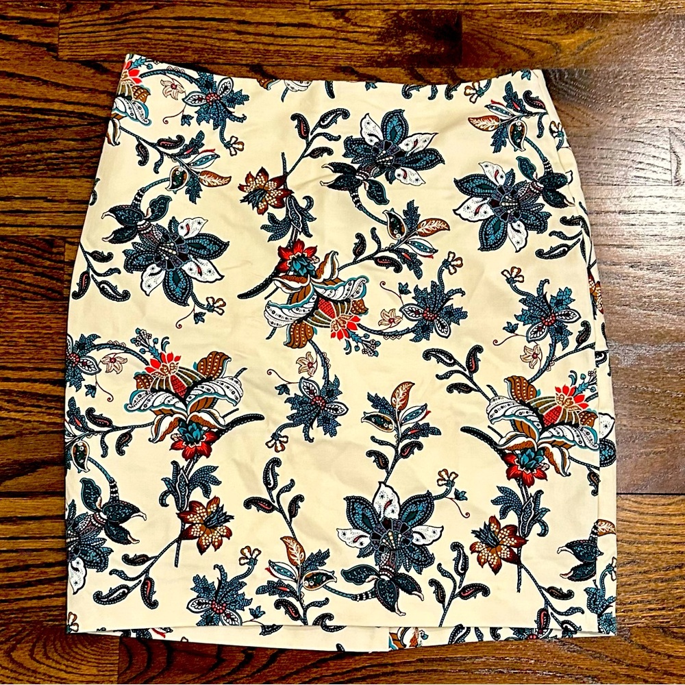 Ann Taylor Floral Straight Pencil Fully-Lined Skirt Size 8
